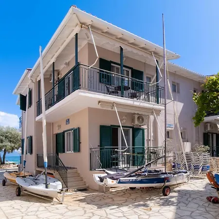 Апартаменты Club - 6 Никиана